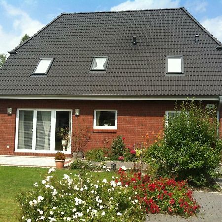 Zimmer Am Elberadweg Hamburg-Harburg Exteriör bild