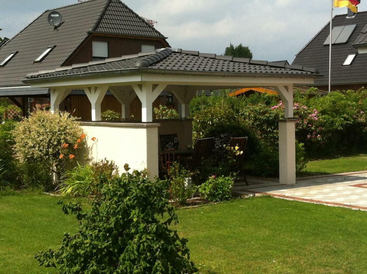 Zimmer Am Elberadweg Hamburg-Harburg Exteriör bild